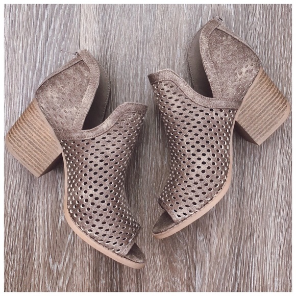 Danalli Shoes - New taupe perforated distressed bootie